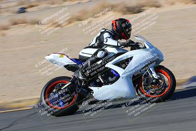 media/Jan-09-2022-SoCal Trackdays (Sun) [[2b1fec8404]]/Turn 8 (1045am)/